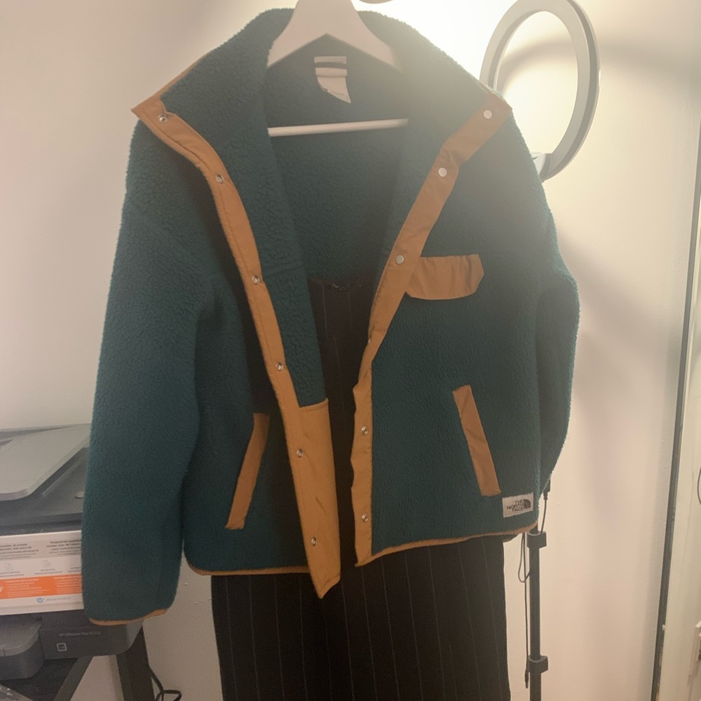 North face cold weather jacket